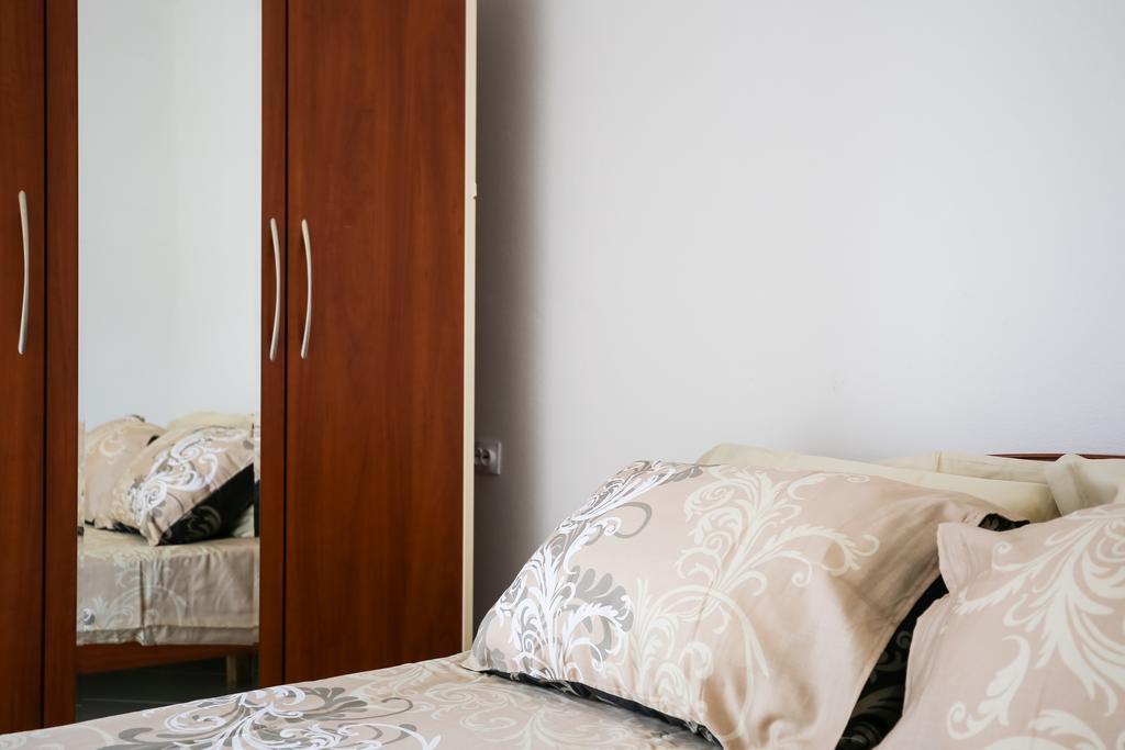 Apartments Sofia Sutomore Esterno foto